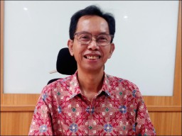 Diam-diam Eri Cahyadi Temui Pimpinan DPRD Surabaya, Ada Apa Ya