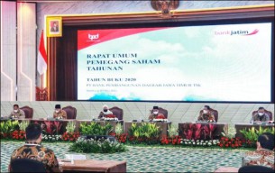 Warga Bersurat ke Khofifah: Apa Iya Sekdaprov Boleh Rangkap Jadi Komisaris Bank Jatim?