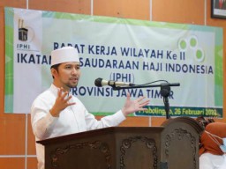 Jamaah Haji Jatim Capai 38 Ribu Per Tahun, Emil Dardak Gagas Komunitas Pengusaha IPHI