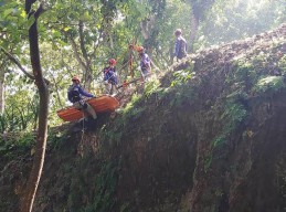 Siapkan Relawan Kemanusiaan, Nasdem Jatim Gembleng Pemuda Baret Rescue di Lamongan