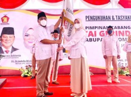 Pilih Perempuan Muda Jadi Ketua, Anwar Sadad Minta Gerindra Jombang Berlari Kencang