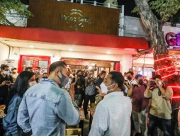 PPKM Surabaya Turun ke Level 2, Eri: Sudah Banyak yang Kangen Tunjungan Romansa