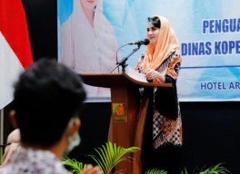 Cegah Pernikahan Dini yang Masih Tinggi, Arumi Bachsin: Berwirausaha Bisa Jadi Solusi