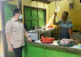 Pedagang Daging Imbas PMK Sambat ke Anwar Sadad: Sebulan Tak Laku, Mau Dibawa ke Mana Ini