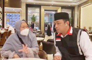 Cerita Risma 10 Tahun Tahan Diri Tak Naik Haji saat Jadi Wali Kota Surabaya