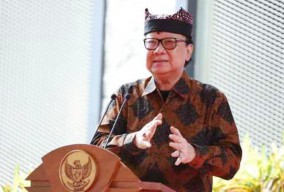 PDIP Surabaya Kenang Tjahjo Kumolo: Dampingi Megawati, Ajarkan Kesabaran Revolusioner