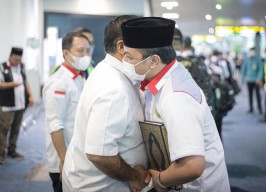 Catatan Gus Hans Sepulang dari Makkah: Gus Men dan Pelaksanaan Haji Paripurna Pasca Corona