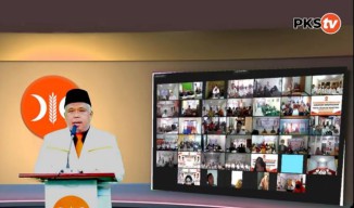 Lantik Anggota Pelopor se-Jatim, Kang Irwan: Rasanya Tak Ada yang Pungkiri 20 Tahun Kontribusi PKS