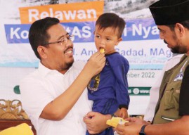 Stunting di Jatim Masih Tinggi, Anwar Sadad Bantu Makanan Tambahan sampai Pelosok Desa