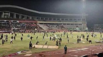 Bonek Ngamuk di Gelora Delta Usai Persebaya Digilas RANS, Eri Minta Maaf ke Bupati Sidoarjo
