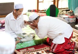 Jenguk Kiai Jalal Probolinggo, Ketua PKS Jatim: Semangat Berjuangnya Patut Diacungi Jempol