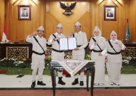 APBD Surabaya 2023 Rp 11,2 Triliun Disahkan di Hari Pahlawan, Naik Rp 500 Miliar