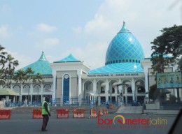 KPK Temukan Bukti Dugaan Suap Usai Geledah Kantor Khofifah, CIDe Singgung Aliran Hibah ke Masjid Al Akbar!