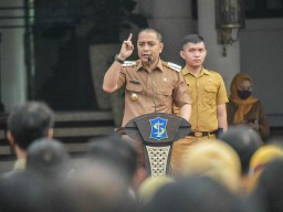 Eri Cahyadi Wanti-wanti ASN Pemkot Surabaya: Jangan Pamer Kekayaan di Medsos!