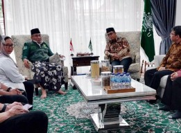 Kelimpungan Dihantam Seruan Boikot Pajak, Dirjen Pajak Suryo Utomo Minta Dukungan PBNU!