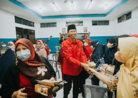Rayakan Idul Fitri, PDIP Surabaya Ajak Bergembira Bareng Keluarga dan Peduli pada Tetangga
