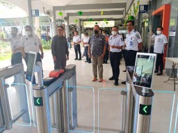 Sidak di Stasiun Gubeng, Ketua Komisi D DPRD Jatim Minta Penerapan Prokes Diperketat!