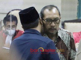 Jadi Saksi dalam Sidang Korupsi Hibah Jatim: Gus Sadad Bikin JPU KPK Tersenyum, Hakim Ikut Lempar Candaan!