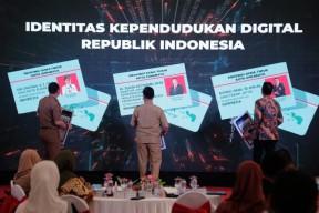 Pertama di Indonesia, Surabaya Terapkan KTP Digital untuk Transaksi Perbankan: Setor Tunai Enggak Pakai Lama!