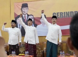 Turun ke Kediri, Waketum Gerindra Ingatkan Kader: Jangan Puas Diri Lihat Prabowo Rajai Survei!