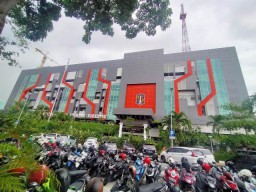 Warga Surabaya, Nih Pesan Tegas Eri Cahyadi: Jangan Bayar Parkir Kalau Tak Diberi Karcis, Laporno!