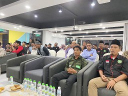 Tak Hanya di Jawa Timur, Dukungan Bupati Fauzi Maju Cagub 2024 Menggaung hingga ke Malaysia!