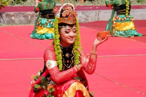 Mengenal Tari Muang Sangkal, Kesenian Asli Sumenep untuk Menangkal Bahaya!