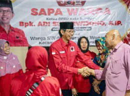 Warga Minta Diperjuangkan Penambahan Ruangan Balai RW, Ketua DPRD Surabaya Sigap: Saya Upayakan!