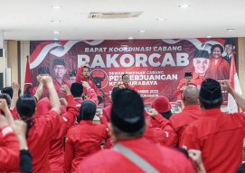 Targetkan Ganjar-Mahfud Menang Spaktakuler, PDIP Surabaya Bakal Habis-habisan di Masa Kampanye