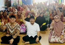 Gus Sadad Ajak Perjuangkan Kesejahteraan Lewat Politik, Guru di Surabaya Teriak Prabowo Presiden!