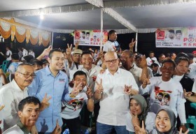 Titip Aspirasi ke Projo Jatim, Juru Parkir di Madiun Ramai-ramai Dukung Prabowo-Gibran!