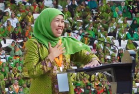 Ke-NU-an Khofifah Diragukan Cak Imin, Gus Hans: Sudah 23 Tahun Jadi Ketum Muslimat, Apa Harus 50 Tahun?