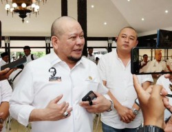 Kunker ke Jatim 'Disuguhi' Harga Ikan Anjlok, LaNyalla Minta Pemprov Perbanyak Cold Storage!