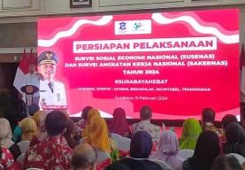 Atasi Kemiskinan di Surabaya, Eri Cahyadi Minta Susenas-Sakernas 2024 Hasilkan Data Akurat!