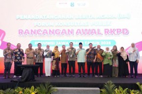 Khofifah Tinggalkan 4,1 Juta Orang Miskin di Jatim, Gus Sadad: Ada yang Hilang dari Era Imam Utomo dan Pakde Karwo!