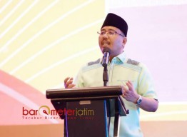 Anwar Sadad Tak Canggung Kritik Pedas Pejabat Kemendagri di Forum RKPD Jatim, Lho Ada Apa Gus?