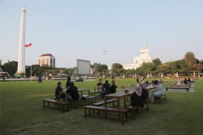 Ngabuburit Asik di Tugu Pahlawan 23-24 Maret, Disbudporapar: Ajak Keluarga, Dijamin Meriah!