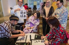 DPRD Surabaya Ajak Pelestarian Aksara Jawa Dilakukan Masif, Agar Lebih Dikenal Dunia