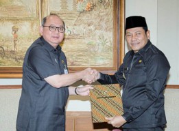 Gus Muhdlor Meringkuk di Tahanan KPK, Wabup Subandi Ditunjuk Jadi Plt Bupati Sidoarjo!