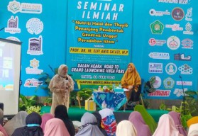Seminar Soft Launching IIBS Imam Balqi Pare: Perlu Gerakan Sadar Makanan Halal Thayib!