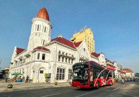 Suroboyo Bus Makin Diminati, Dalam 6 Tahun Penumpang Naik 3 Kali Lipat!