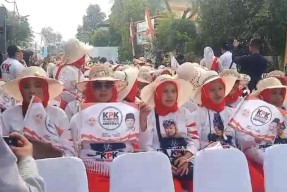 Daftar Cagub-Cawagub ke KPU Jatim, Khofifah-Emil Diiringi KPK!