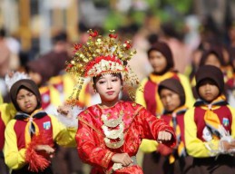 Atraktif! 302 Siswa SD di Tuban Suguhkan Senam Pelajar Pancasila di Hari Pramuka