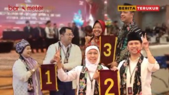 VIDEO: Adu Pantun Cagub-Cawagub Jatim, Simak Paslon Mana yang Cakep!