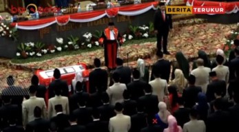 VIDEO: 120 Anggota DPRD Jatim Dilantik di Tengah Suasana Babak Baru Korupsi Hibah