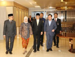 Senator Nawardi Apresiasi Lonjakan IKIP Jatim: Tingkatkan Trust Investor!