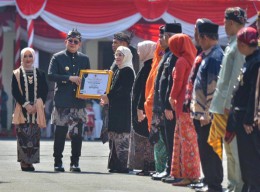 Pemkot Surabaya Tak Henti Ukir Prestasi, Kali Ini Juara Umum Syariah Award 2024
