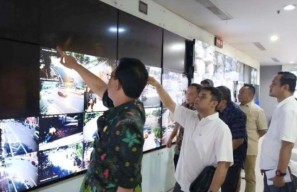 Kunjungi Command Center 112, DPRD Surabaya Temukan Alat Tak Layak Pakai