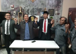 Main Usir Wartawan saat Liputan, Akhirnya Anggota DPRD Surabaya Ini Minta Maaf!