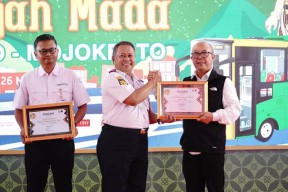 Dukung Layanan Nontunai di Trans Jatim, Bank Jatim Dapat Apresiasi Dari Pemprov